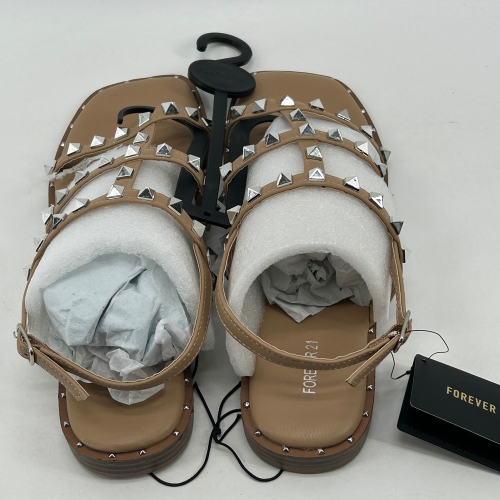 Forever 21 Strappy Sandals Women 7.5 Nude Studded Square Toe New Gladiator Flat